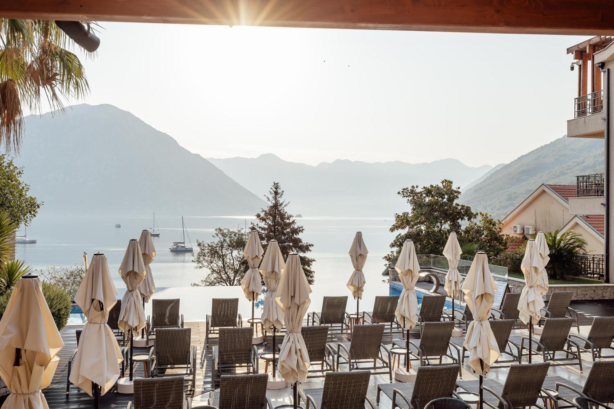 Bellezza Resort & Spa Kotor Exterior foto