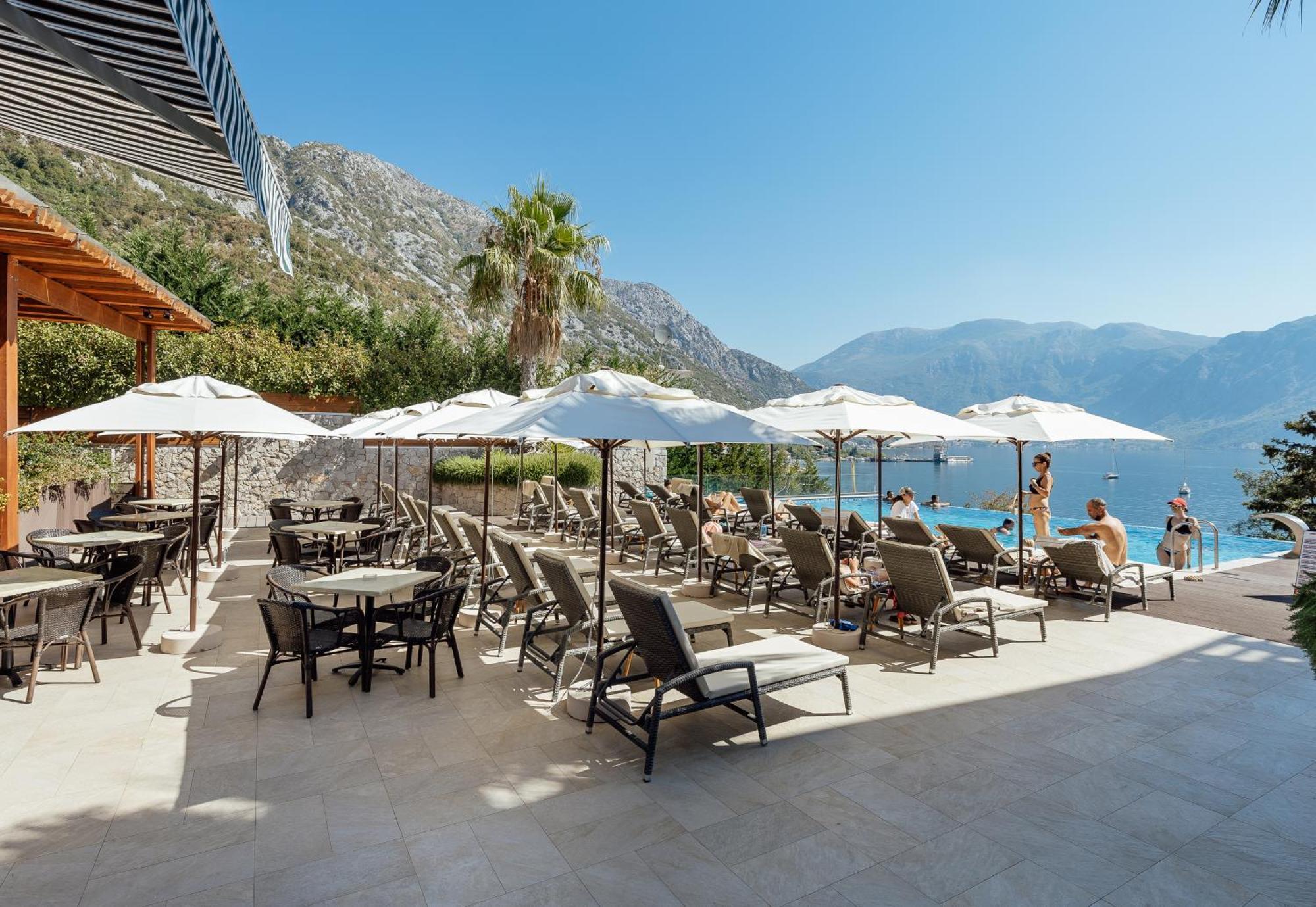 Bellezza Resort & Spa Kotor Exterior foto